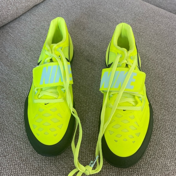 nike shot put shoes